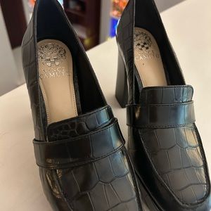 Vince Camuto 90s style high heel loafers 7.5 tried on indoors